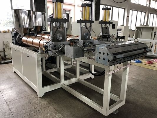 एक कदम स्वचालित ब्लिस्टर मशीनरी रीसाइक्लिंग सामग्री लंच बॉक्स कंटेनर ले लो